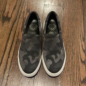 Vince Camuto camo slip on sneakers 8